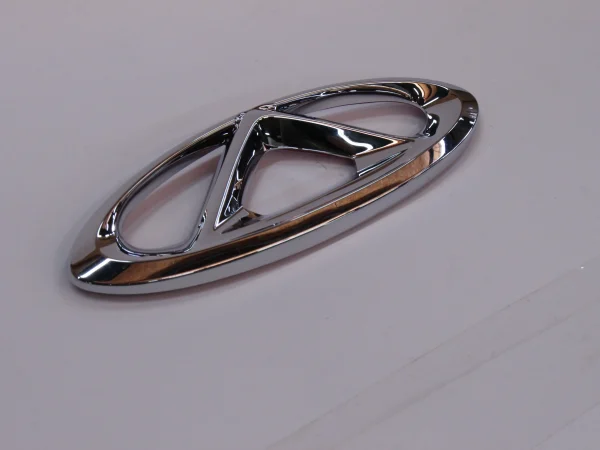 EMBLEMA TRASERO <br> CHERY TIGGO 2 1.5 - Imagen 2