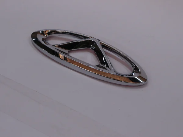 EMBLEMA TRASERO <br> CHERY TIGGO 2 1.5 - Imagen 3