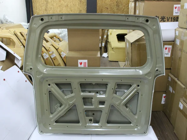 PUERTA TRASERA <br> CHEVROLET N400 1.5 - Imagen 2